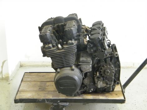 kawasaki_gpz750_2.jpg kawasaki_gpz750_2.jpg